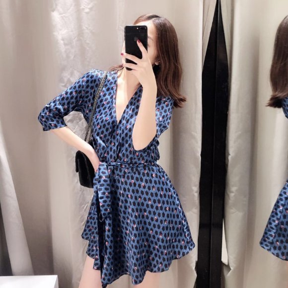 Ladies dress